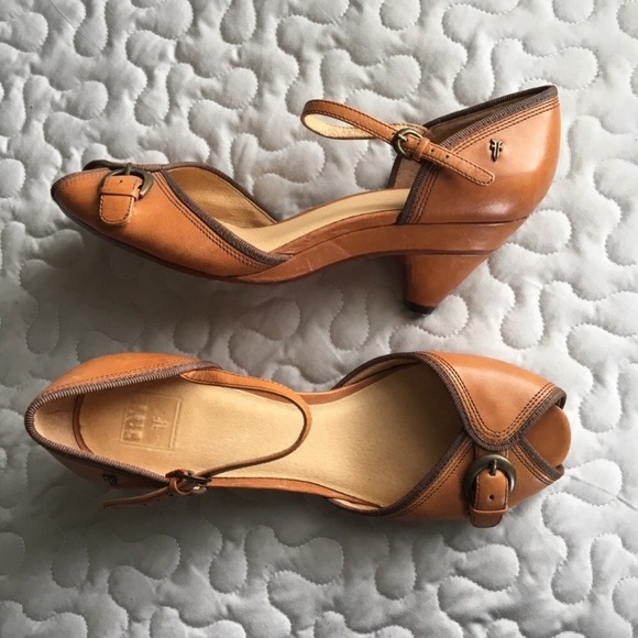 Frye Shoes - Frye shoes